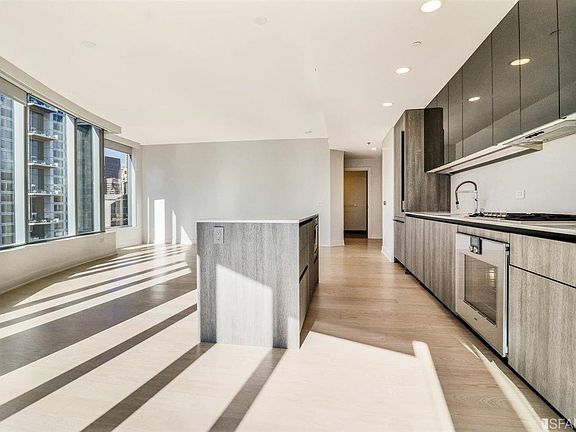 5th image of 201 Folsom St APT 15G