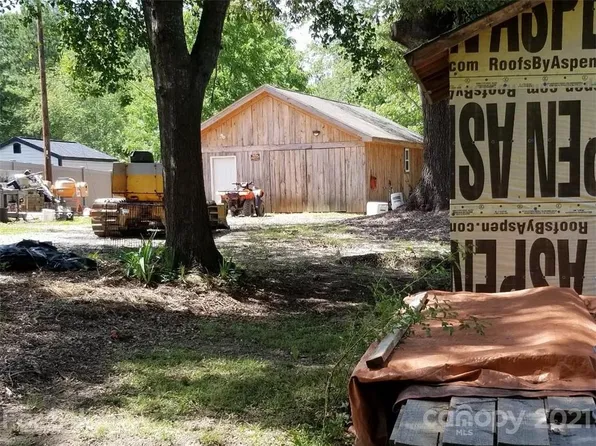 2795 Landers Church Rd, Lincolnton, NC 28092