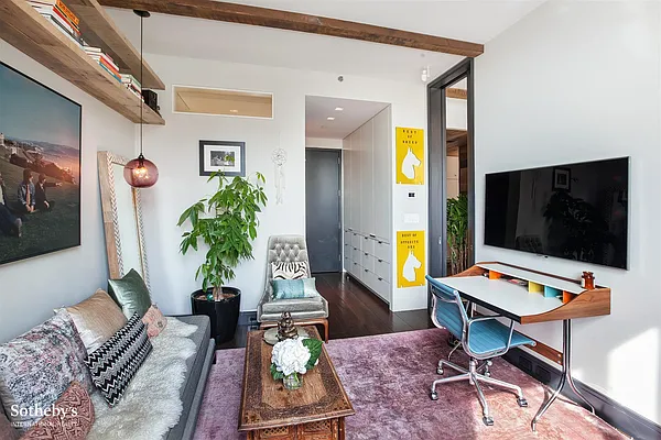 Sold by Sotheby's International Realty | media 21