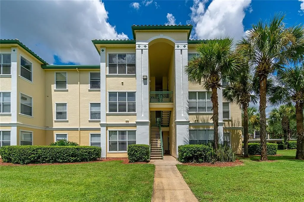 1 bed, 1.0 bath, 712 sqft, $1,325 — Photo 1