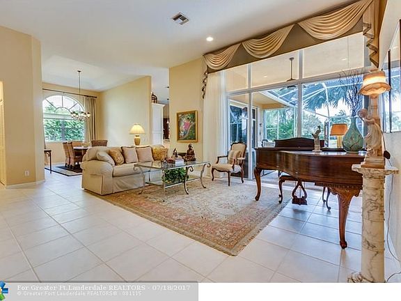 5th image of 7164 NW 67th Way