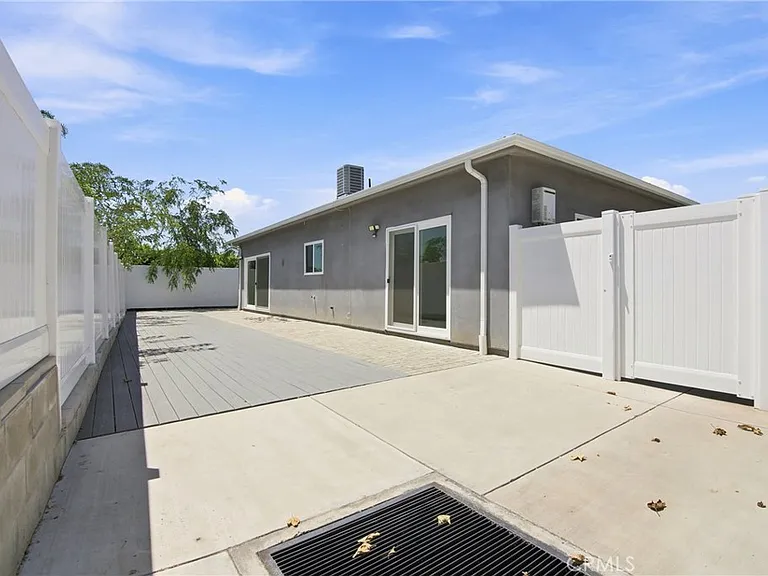 6944 Valmont St — Photo 25