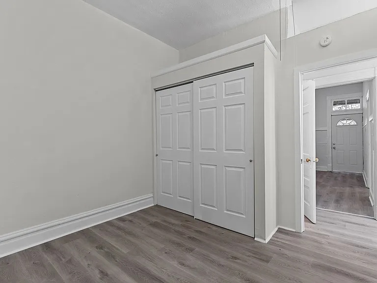 2924 Pennsylvania Ave — Photo 10
