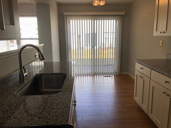 5th image of 909 Huntington Dr #909
