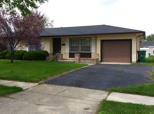 536 Wellington Ave, Elk Grove Village, IL 60007