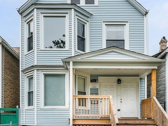 2nd image of 2943 N Wisner Ave APT 2
