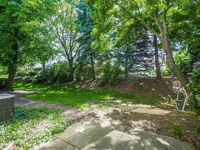 3013 Kentshire Cir — Photo 21