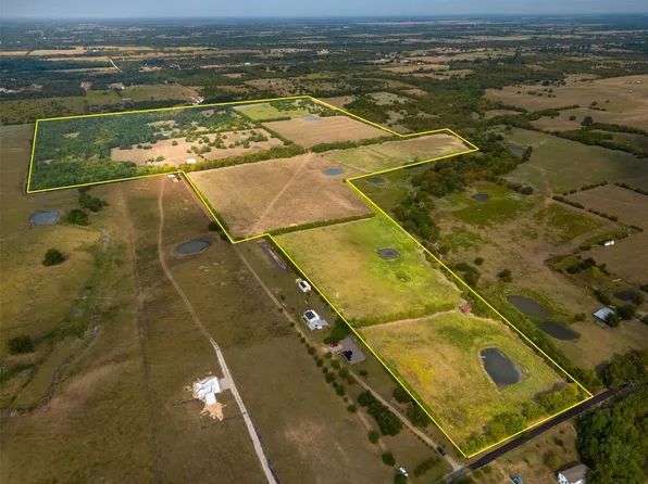 124 Ac Cres #1033, Celeste, TX 75423