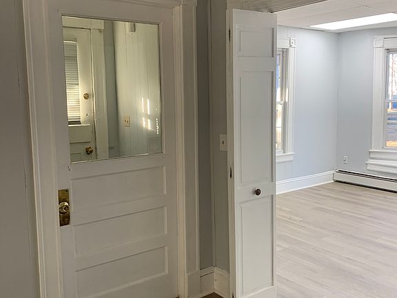 3rd image of 486 Prospect Avenue