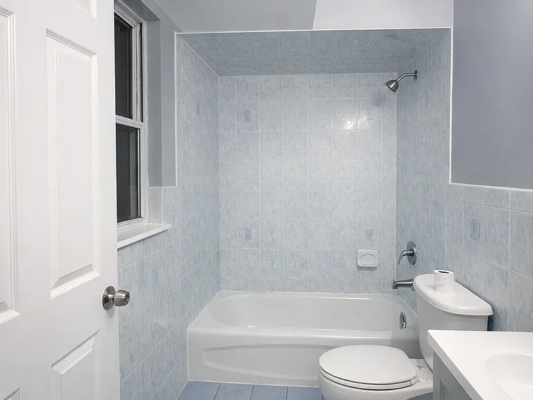 28 Branford St — Photo 13