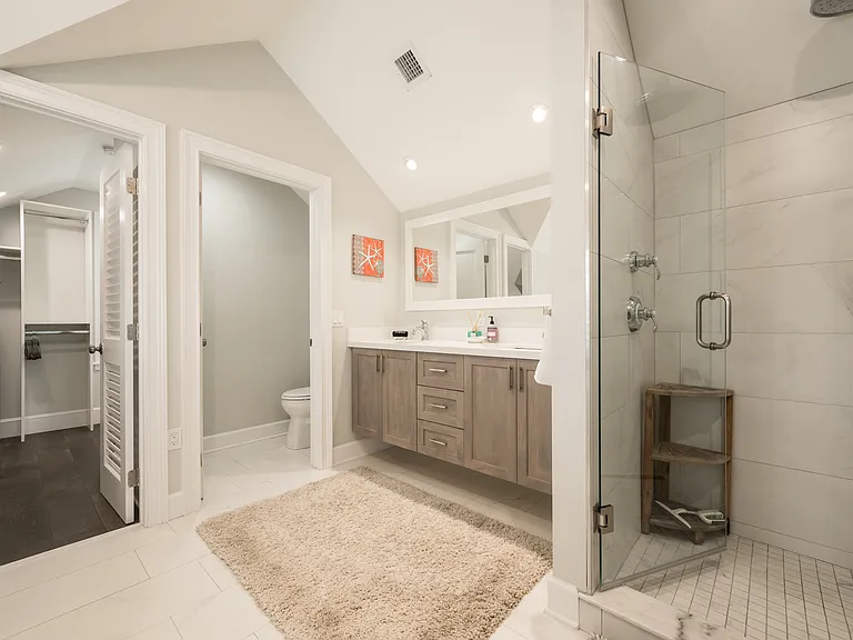 207 Virginia St — Photo 5