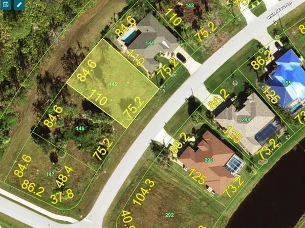 143 White Marsh Ln #145, Rotonda West, FL 33947