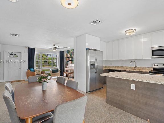 4th image of 1250 NE 23rd Pl