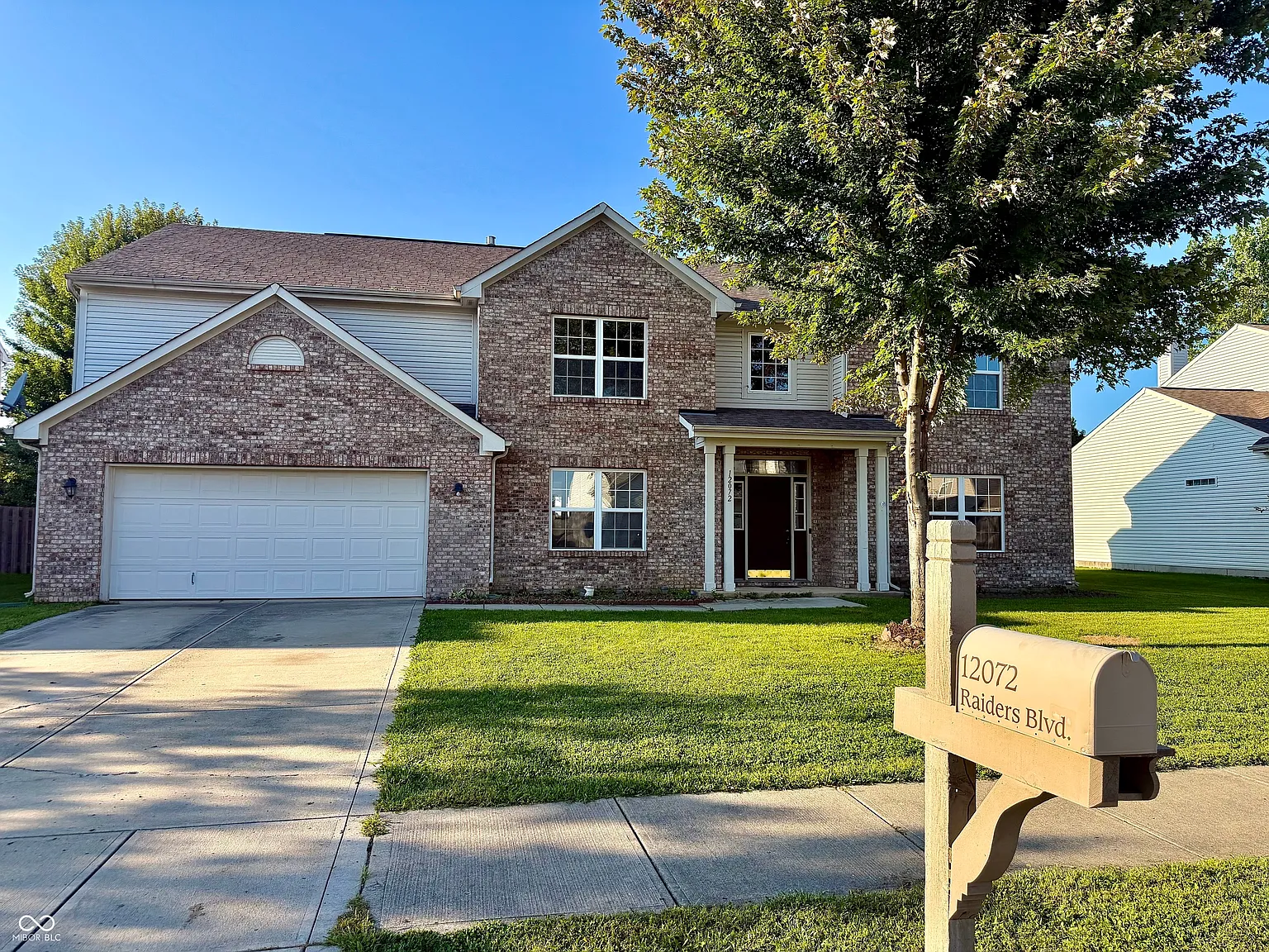 5 bed, 3.0 bath, 3648 sqft, $2,975 — Photo 1