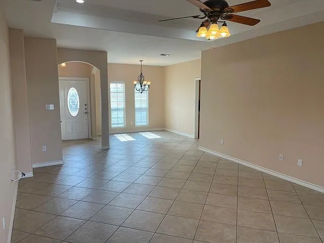 15625 Dyna St — Photo 3