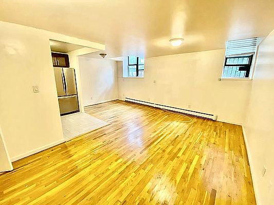 2nd image of 398 Tompkins Ave