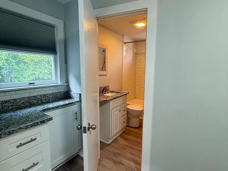 145 Maple St — Photo 8