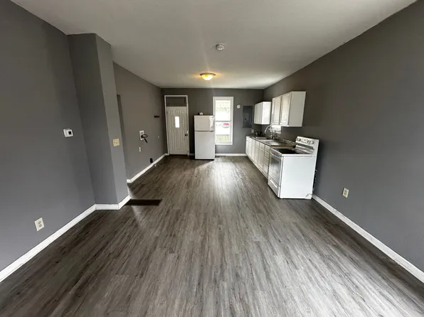 6229 Sherman St, Saint Joseph, MO 64504