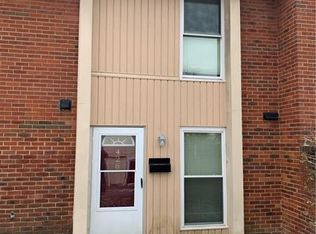 426 College Park Dr, Coraopolis, PA