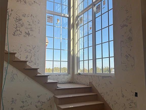 4th image of 14725 Autumn Ridge Ln