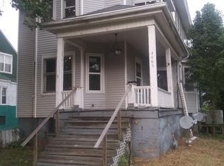 2406 Elm St, Cairo, IL 62914