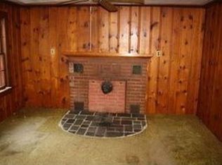 172 Shutesbury Rd, Leverett, MA 01054