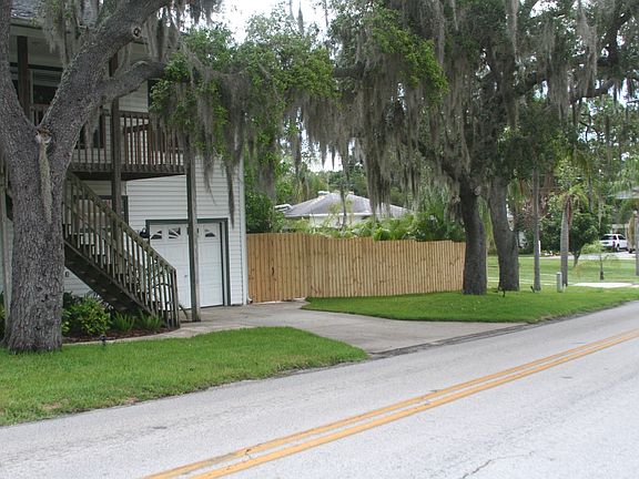 2nd image of 4 Shore Dr
