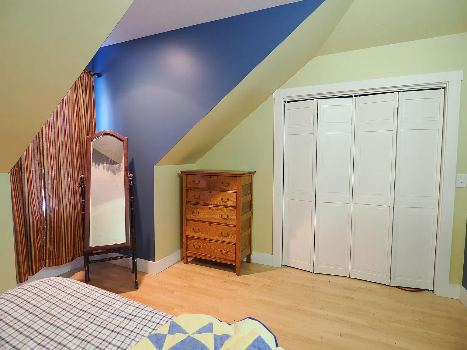3 bed, 1900 sqft, $3,000 — Photo 3