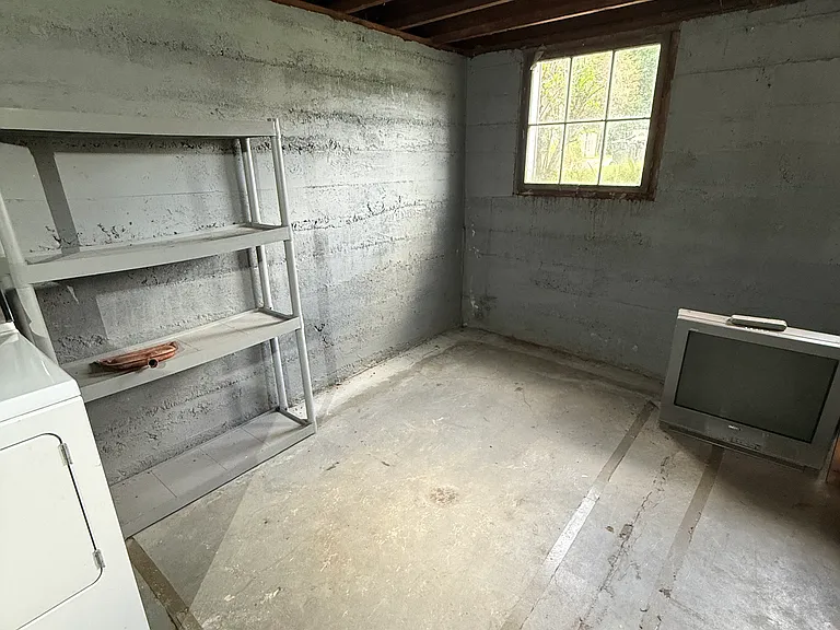 1911 Roanoke Ave #4 — Photo 29
