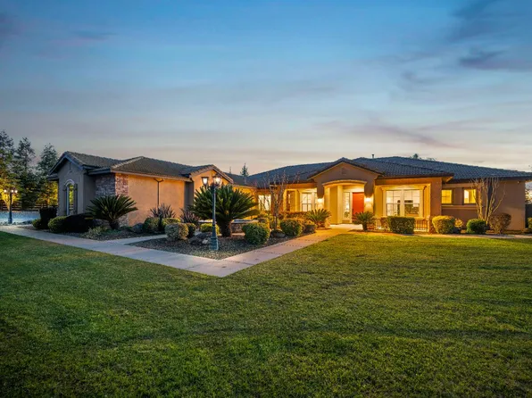 9478 Side Saddle Dr, Wilton, CA 95693