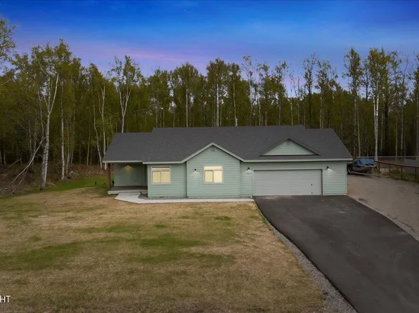 7952 E Sandstone Dr, Wasilla, AK 99654