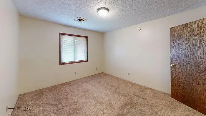 2920 Ontario Ln #11 — Photo 6