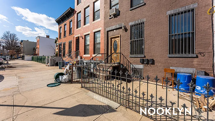 Rented by Nooklyn NYC LLC | media 3