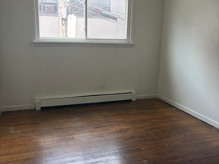 6743 N California Ave #1 — Photo 2
