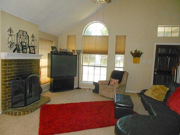 4th image of 4108 Judith Way