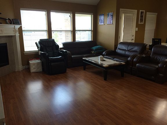 3rd image of 1506 Weeping Willow Ln