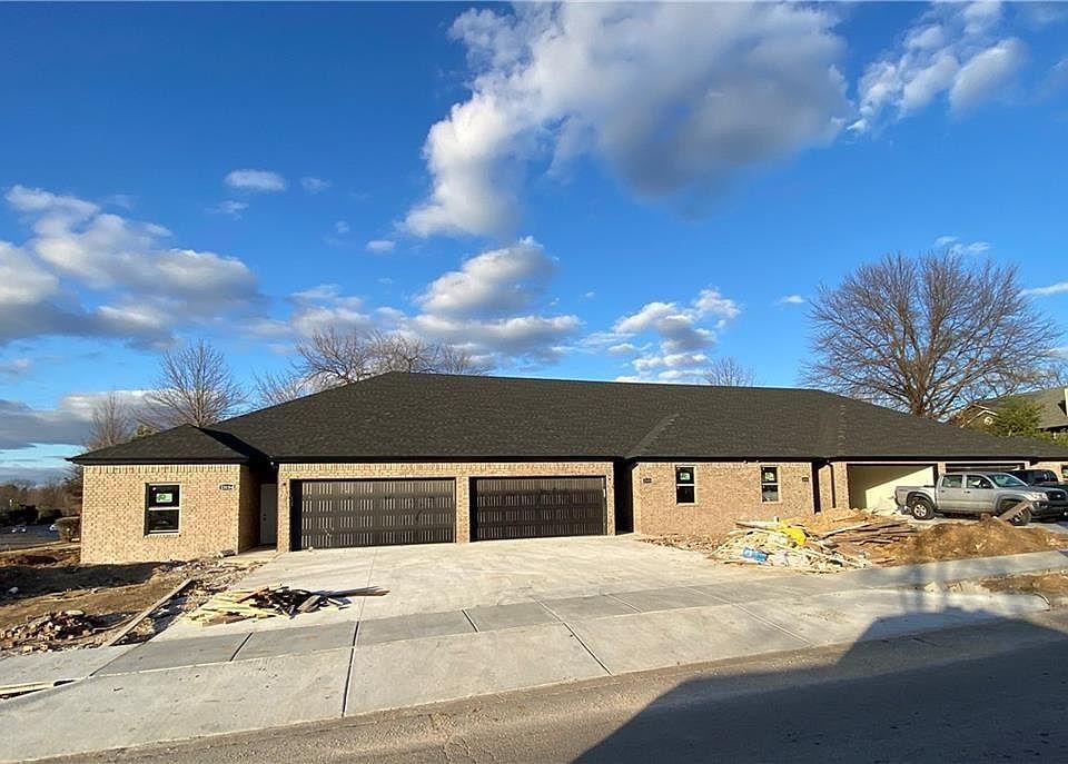 1st image of 2314 N Persimmon St #1