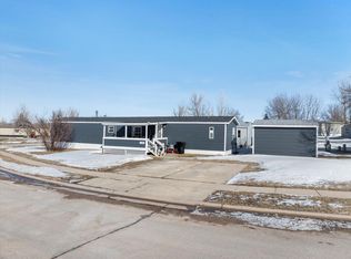 1138 Crow Peak Ln, Spearfish, SD 57783