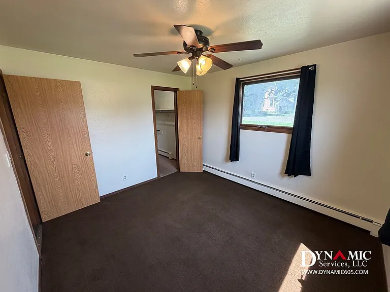217 S Summit Ave — Photo 12