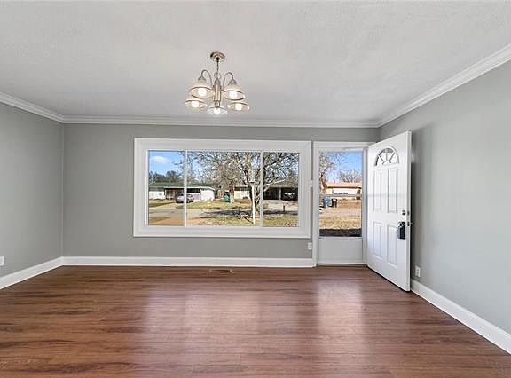 5th image of 4624 Frankfort Ave