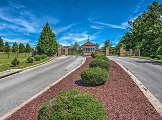 304 Creek Side Ct, Bristol, TN 37620