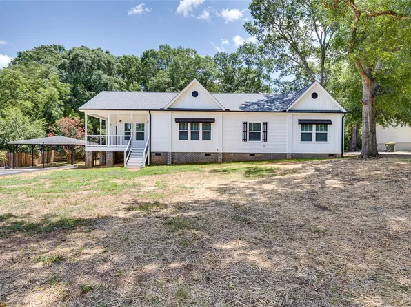 103 Cedar Dr, Piedmont, SC 29673