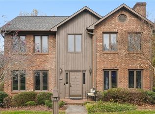 113 Briar Ridge Cir, Winston Salem, NC 27104