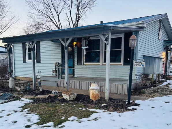 3414 W Harmony Pkwy, Connersville, IN 47331