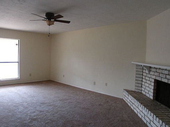 4th image of 6904 Arborbrook Dr