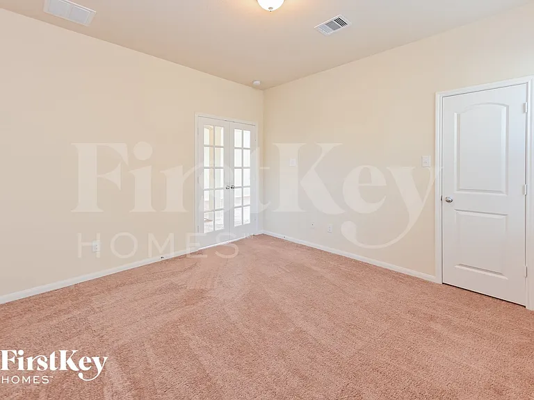 10502 Lake Of The Ozarks Dr — Photo 12