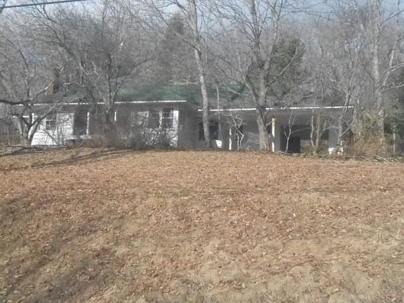 2nd image of 195 La Vista Dr