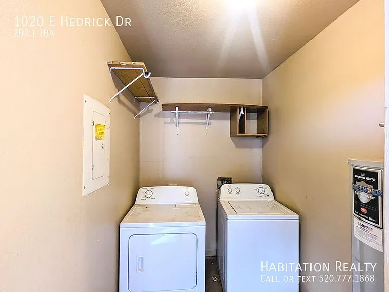 1020 E Hedrick Dr — Photo 9