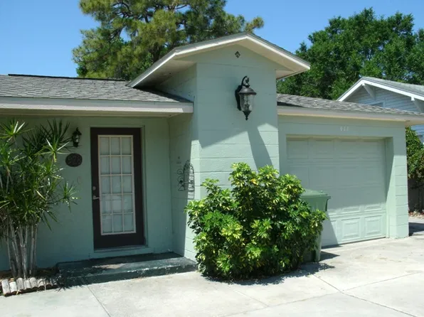 926 16th St W, Bradenton, FL 34205