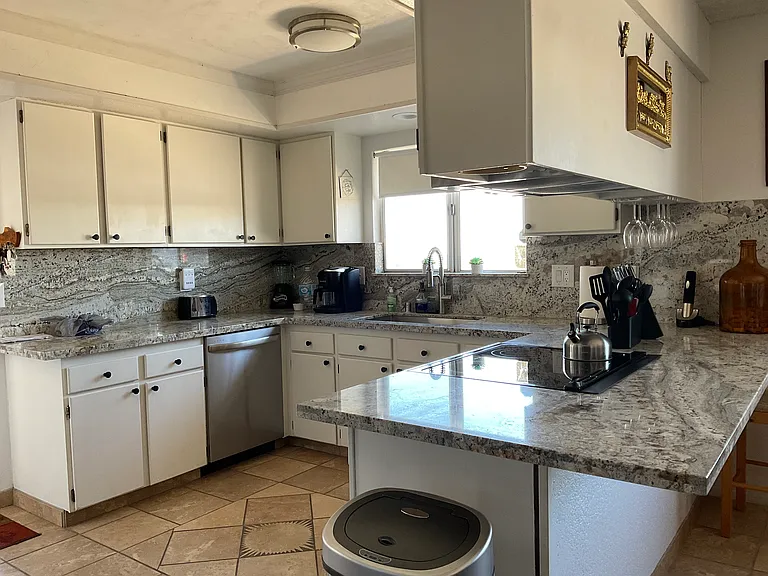 1450 Horseshoe Ln — Photo 9